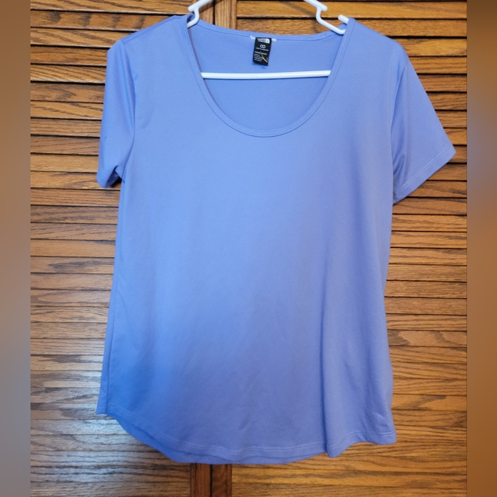 The North Face Women's Lavender T-Shirt Size Small